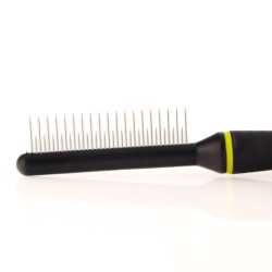 Peigne pour les fourrures épaisses, double pelage et lors des mues